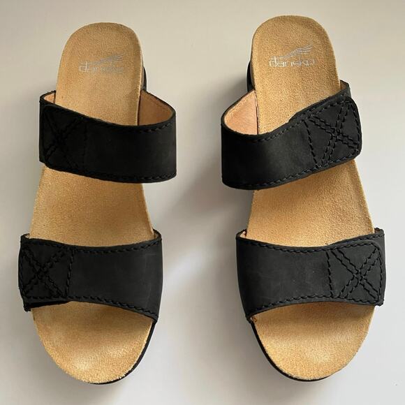 Dansko Maddy Wedge Sandals Nubuck Leather Slip-On Comfort Black Size 40/9.5-10 - Picture 3 of 12